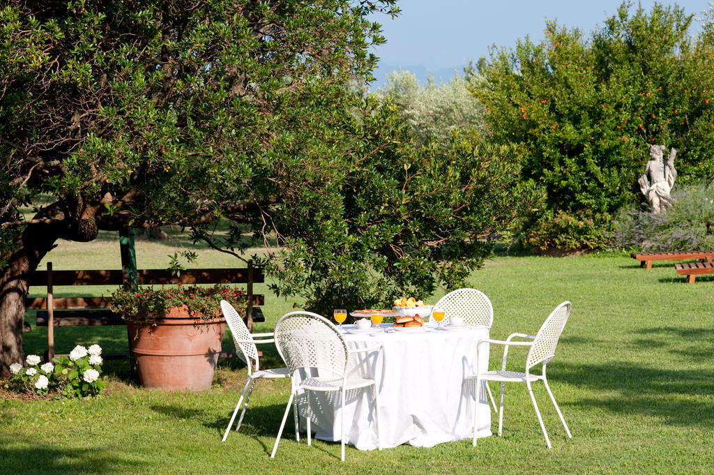 Quercia Belvedere Relais Bardolino Bagian luar foto