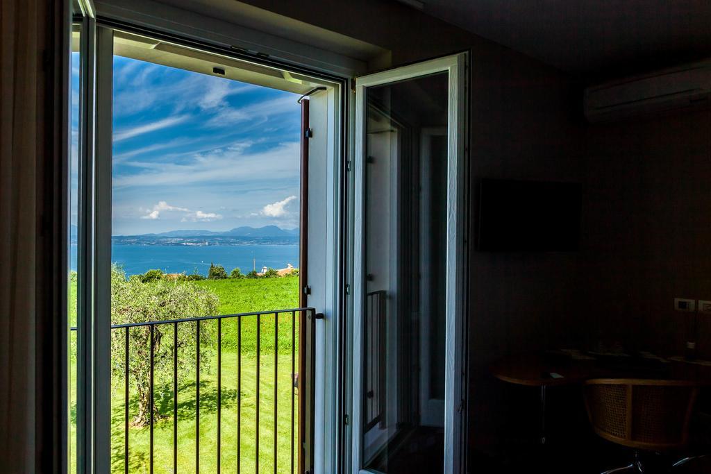 Quercia Belvedere Relais Bardolino Bagian luar foto