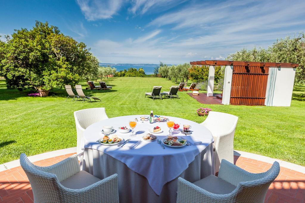 Quercia Belvedere Relais Bardolino Bagian luar foto