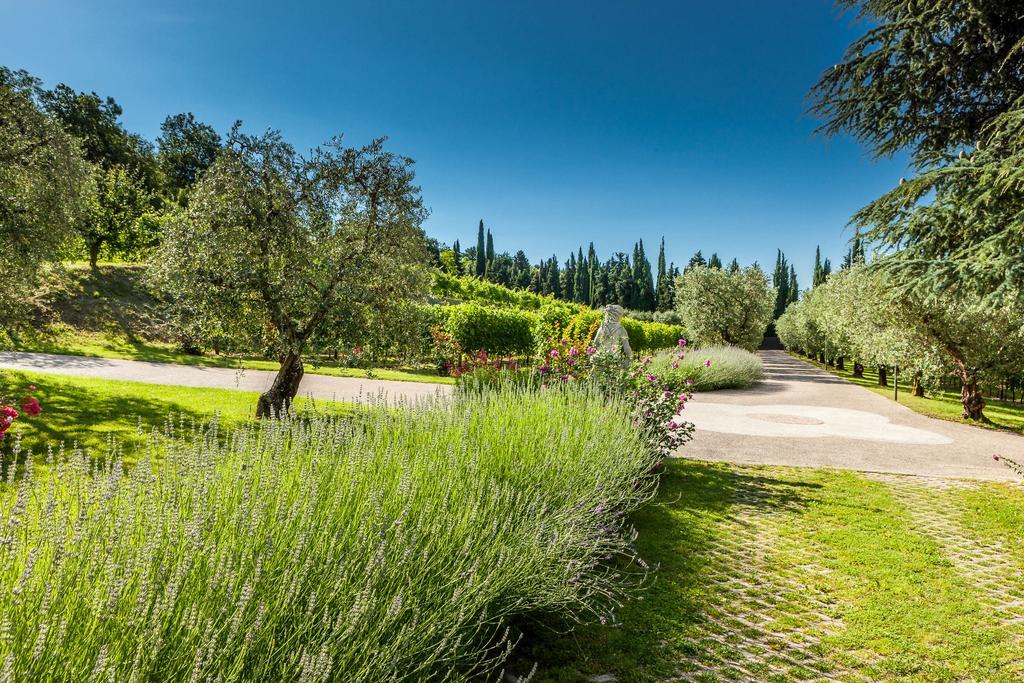 Quercia Belvedere Relais Bardolino Bagian luar foto