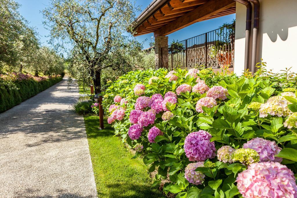 Quercia Belvedere Relais Bardolino Bagian luar foto